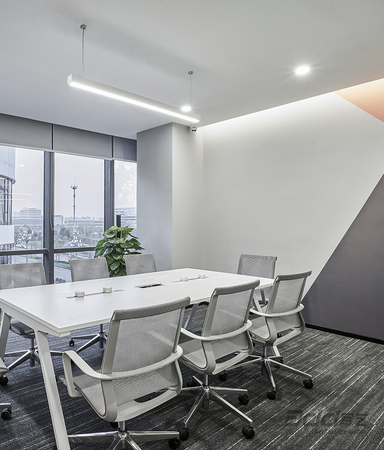 移遠(yuǎn)通(tong)信(xin)辦(bàn)公(gōng)室裝(zhuang)修設(shè)計(ji)-會議區(qu)-pc