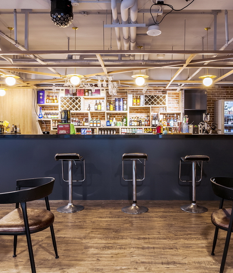 彙納科(ke)技(ji)辦(bàn)公(gōng)空間設(shè)計(ji)-休閑區(qu)2-pc